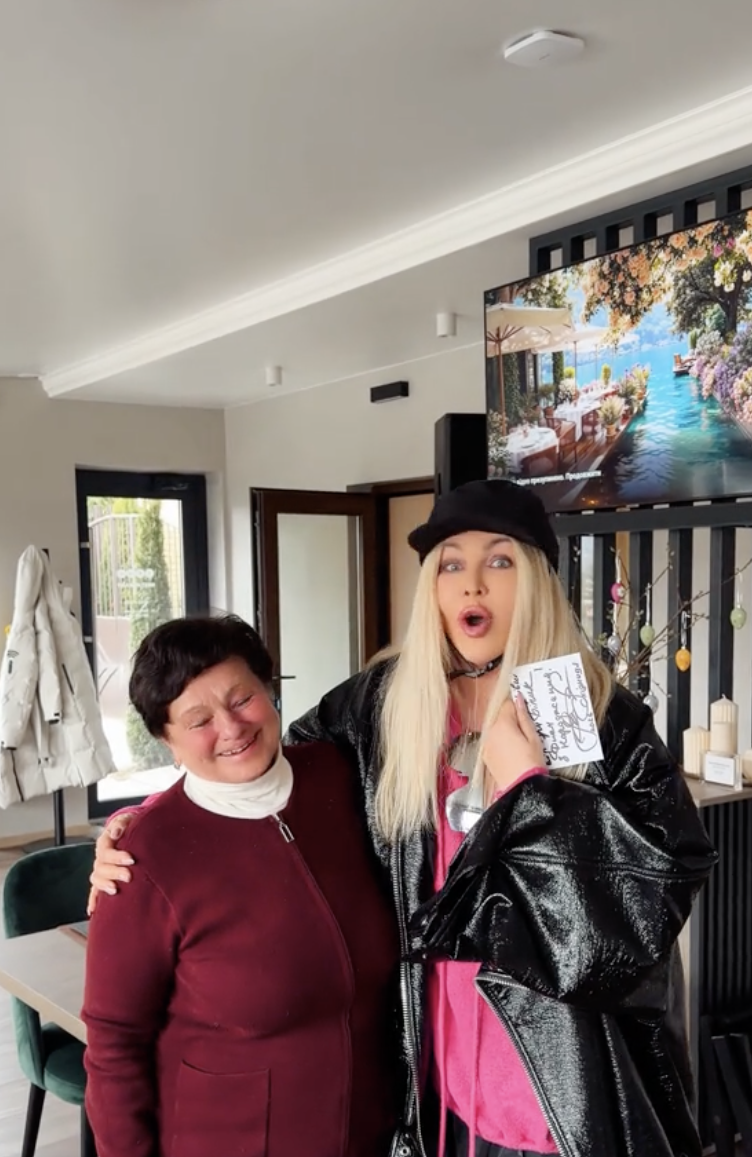 Ирину Билык перепутали с Оксаной Билозир: забавное видео завирусилось в сети